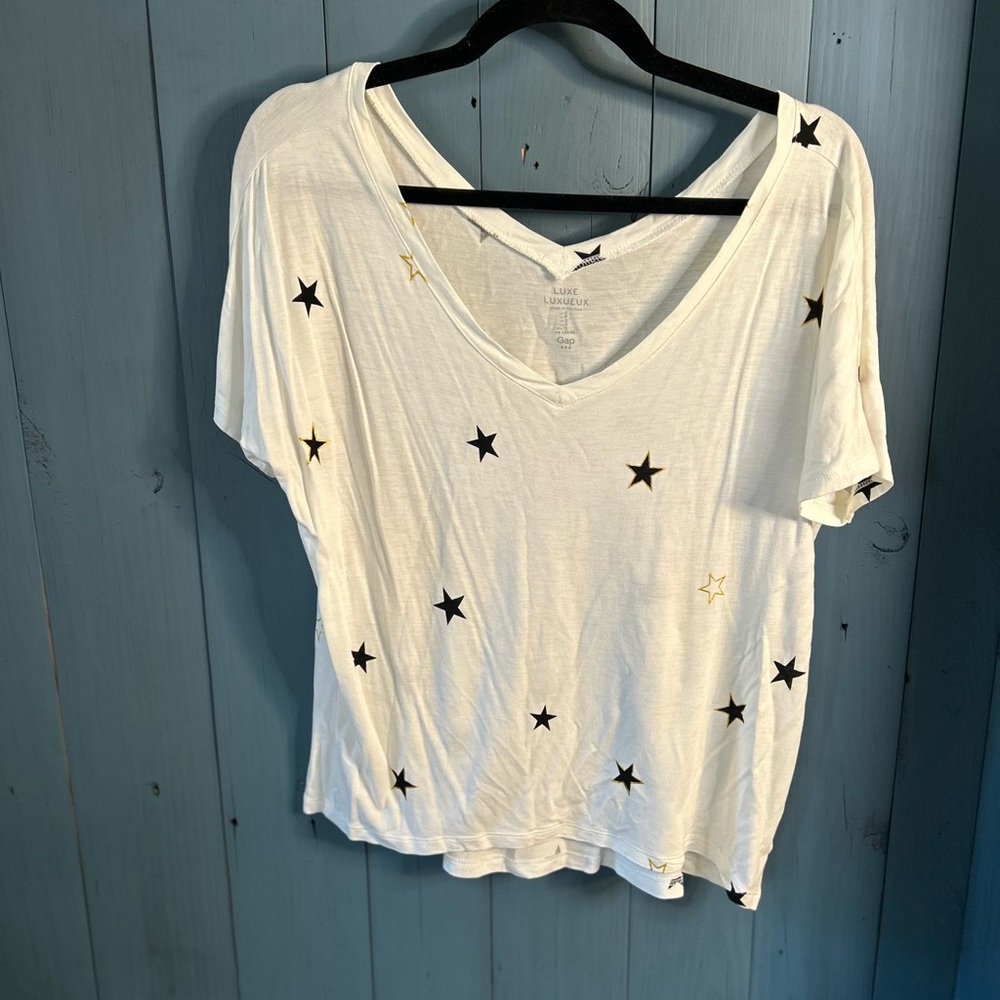 GAP White Star Pattern Short Sleeve Tee | Size Small